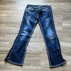 Silver Jeans Dark Blue Flare Jeans with Contrast Stitching
